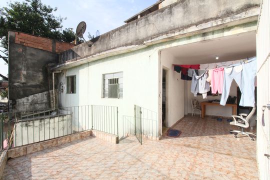 Quintal de casa à venda com 2 quartos, 95m² em Jardim das Palmas, São Paulo