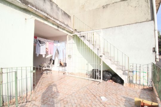 Quintal de casa à venda com 2 quartos, 95m² em Jardim das Palmas, São Paulo