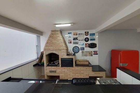 Churrasqueira de casa à venda com 3 quartos, 290m² em Jardim Caçula, Jundiaí