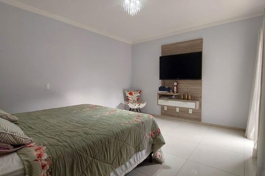 Quarto de casa à venda com 3 quartos, 290m² em Jardim Caçula, Jundiaí