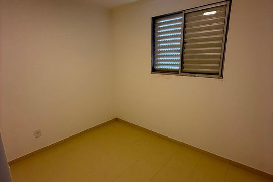 Quarto de apartamento à venda com 2 quartos, 45m² em Jardim Tamoio, Jundiaí