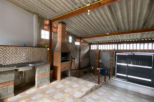 Garagem  de casa à venda com 2 quartos, 80m² em Jardim Popular, São Paulo