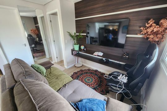 Sala de apartamento para alugar com 1 quarto, 40m² em Jardim Adelfiore, São Paulo