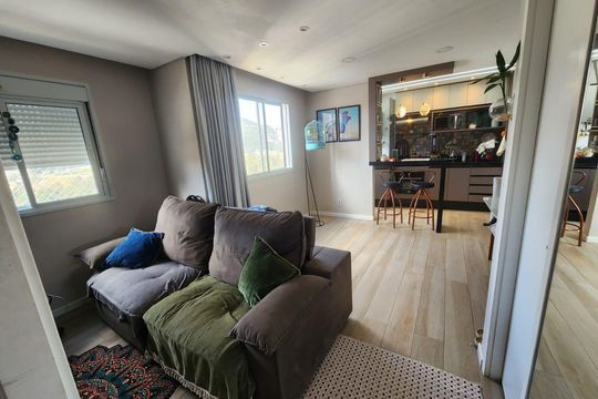 Sala de apartamento para alugar com 1 quarto, 40m² em Jardim Adelfiore, São Paulo