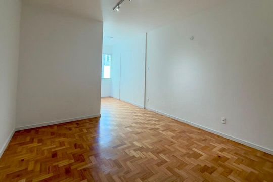 Apartamento à venda com 3 quartos, 115m² em Centro, Belo Horizonte