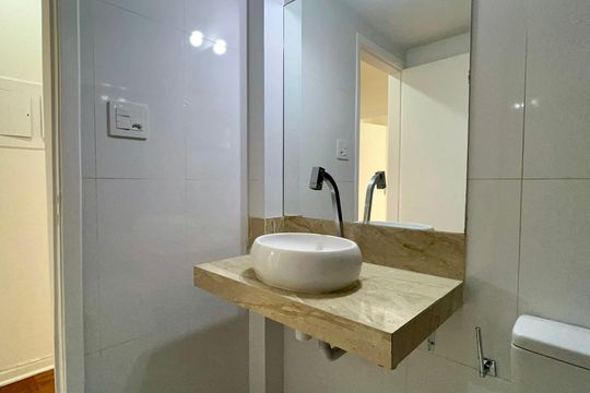 Banheiro de apartamento para alugar com 3 quartos, 119m² em Jardim Paulista, São Paulo