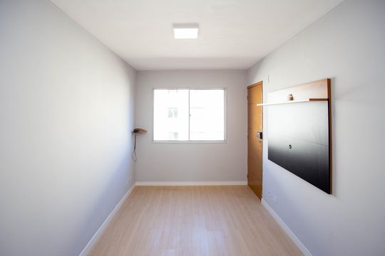 Sala de apartamento à venda com 2 quartos, 46m² em Casa Grande, Diadema