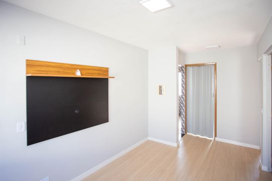 Sala de apartamento à venda com 2 quartos, 46m² em Casa Grande, Diadema