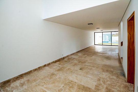 Casa à venda com 4 quartos, 260m² em Bandeirantes (pampulha), Belo Horizonte