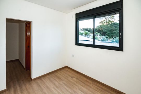 Casa à venda com 4 quartos, 260m² em Bandeirantes (pampulha), Belo Horizonte