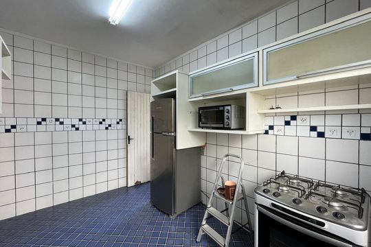 Cozinha de casa à venda com 4 quartos, 253m² em Centro, São Leopoldo
