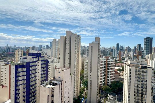 Vista da Varanda de apartamento para alugar com 3 quartos, 145m² em Pinheiros, São Paulo
