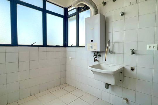 Área de Serviço de apartamento para alugar com 3 quartos, 145m² em Pinheiros, São Paulo