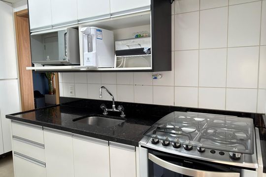 Cozinha de apartamento à venda com 3 quartos, 100m² em Santo Amaro, São Paulo
