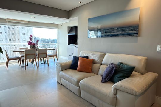 Sala de apartamento à venda com 3 quartos, 100m² em Santo Amaro, São Paulo