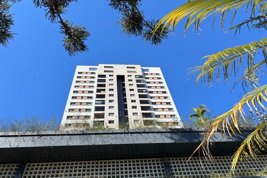 Fachada do Prédio de apartamento para alugar com 4 quartos, 210m² em Bom Pastor, Juiz de Fora