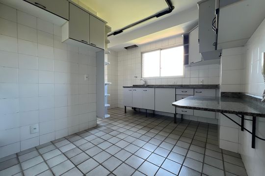 Cozinha de apartamento para alugar com 4 quartos, 210m² em Bom Pastor, Juiz de Fora
