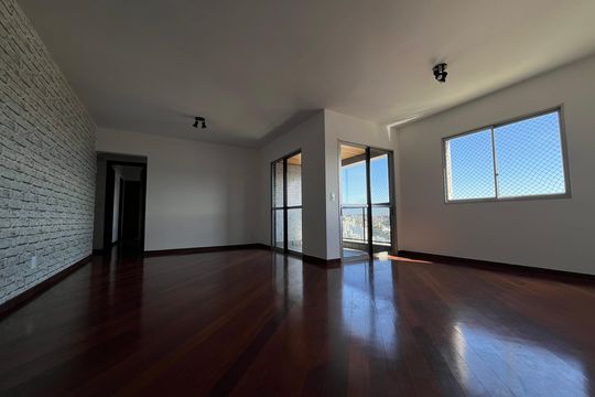 Sala de apartamento para alugar com 4 quartos, 210m² em Bom Pastor, Juiz de Fora