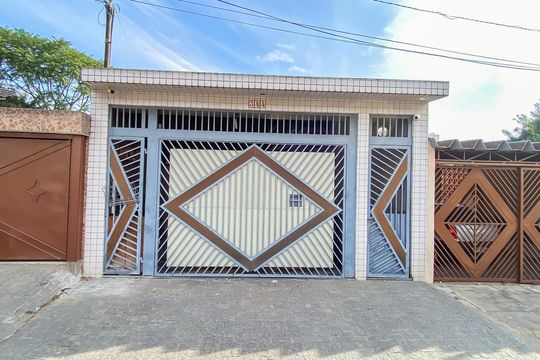 Fachada de casa à venda com 2 quartos, 315m² em Parque Boturussu, São Paulo