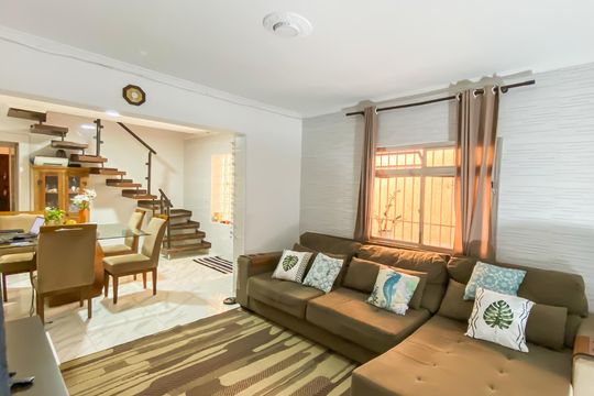 Casa à venda com 2 quartos, 315m² em Parque Boturussu, São Paulo