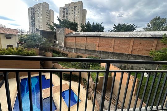 Varanda de apartamento para alugar com 2 quartos, 76m² em Jardim Tupanci, Barueri
