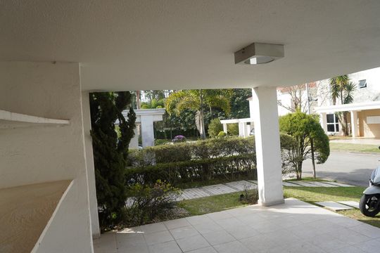 Garagem de casa de condomínio à venda com 2 quartos, 159m² em Residencial Dois (tambore), Santana de Parnaíba