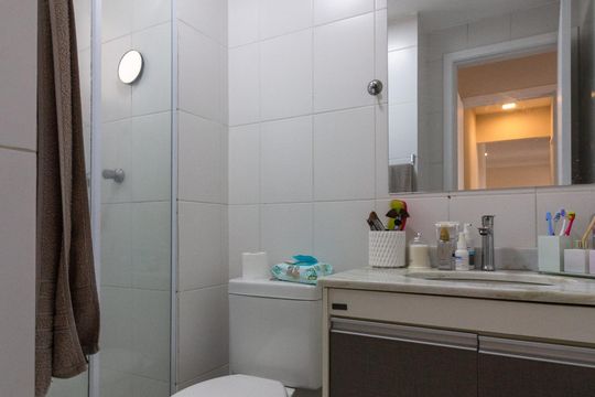 Banheiro do Quarto 2 suíte de apartamento para alugar com 2 quartos, 71m² em Gopouva, Guarulhos