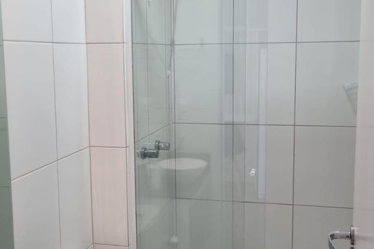 Banheiro de apartamento para alugar com 1 quarto, 41m² em Alto da Xv, Curitiba