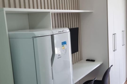 Cozinha de kitnet/studio para alugar com 1 quarto, 41m² em Alto da XV, Curitiba