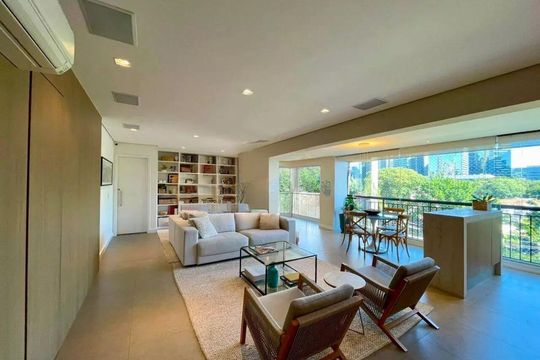 Sala de apartamento para alugar com 3 quartos, 138m² em Santo Amaro, São Paulo