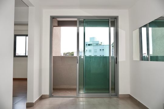 Sala - Varanda de apartamento para alugar com 2 quartos, 54m² em Coração Eucarístico, Belo Horizonte