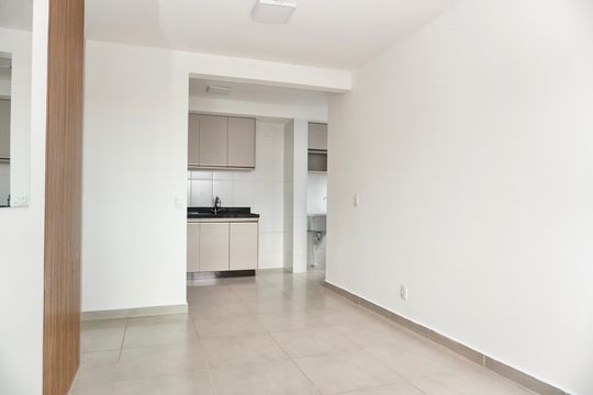 Sala de apartamento para alugar com 2 quartos, 54m² em Coração Eucarístico, Belo Horizonte