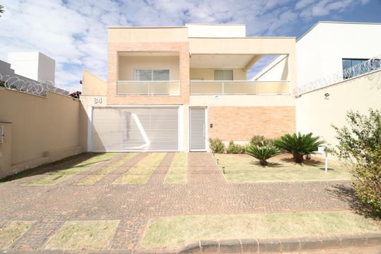 Fachada de casa para alugar com 3 quartos, 200m² em Jardim Karaíba, Uberlândia