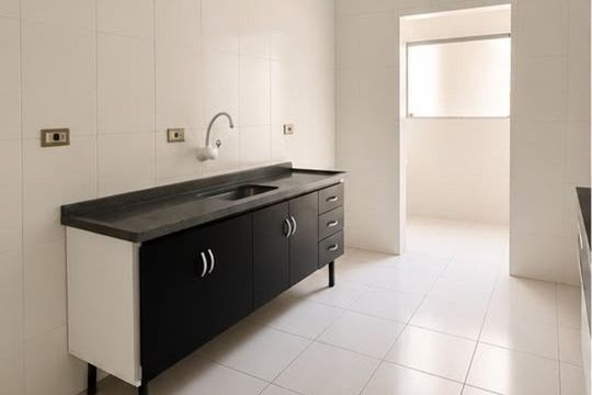Cozinha de apartamento para alugar com 1 quarto, 42m² em Vila Ipiranga, Porto Alegre