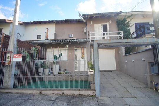 Fachada de casa à venda com 3 quartos, 151m² em São José, São Leopoldo