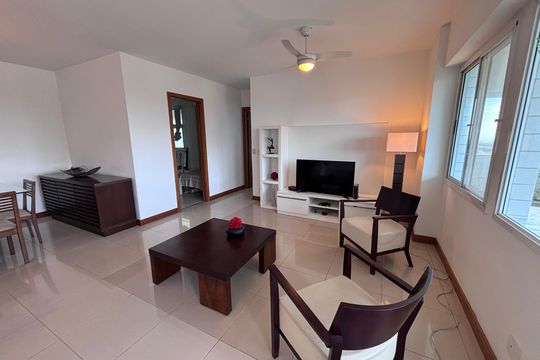 Sala de apartamento para alugar com 2 quartos, 85m² em Recreio dos Bandeirantes, Rio de Janeiro