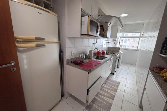 Cozinha de apartamento para alugar com 2 quartos, 85m² em Recreio dos Bandeirantes, Rio de Janeiro