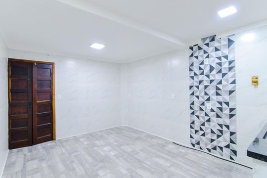 Cozinha de casa à venda com 2 quartos, 107m² em Jardim Cocaia, Guarulhos