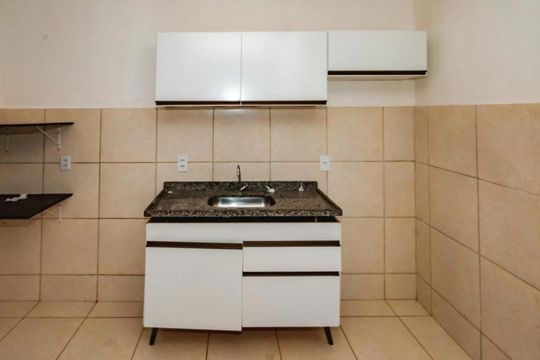Cozinha de apartamento para alugar com 2 quartos, 52m² em Alphaville Vespasiano, Vespasiano