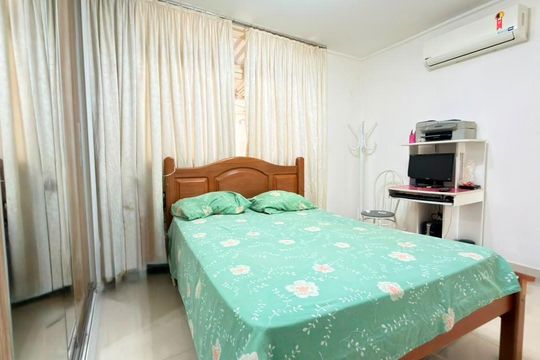 Quarto de apartamento à venda com 2 quartos, 110m² em Santa Rosa, Niterói