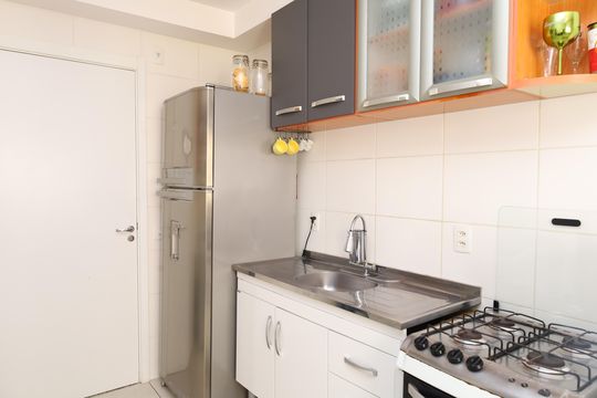 Cozinha de apartamento para alugar com 2 quartos, 32m² em Vila Nova Curuca, São Paulo