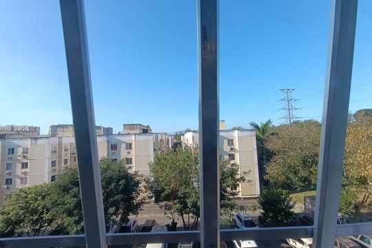 Quarto 1-vista de apartamento para alugar com 2 quartos, 48m² em Centro, Belford Roxo