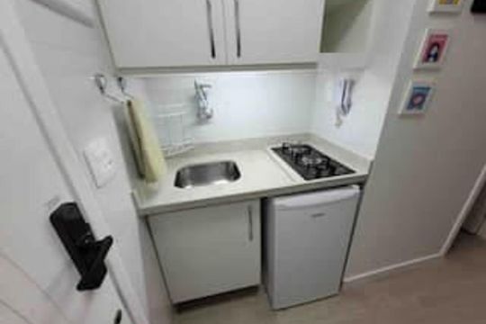 Cozinha de apartamento para alugar com 1 quarto, 26m² em Botafogo, Rio de Janeiro
