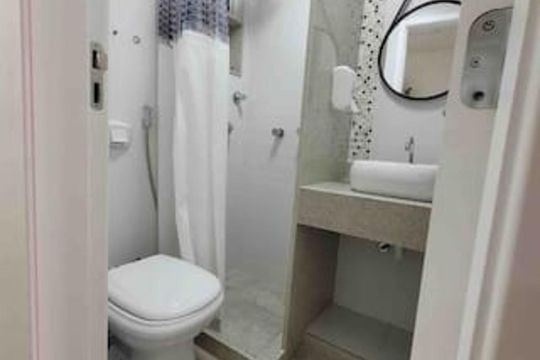 Banheiro de apartamento para alugar com 1 quarto, 26m² em Botafogo, Rio de Janeiro