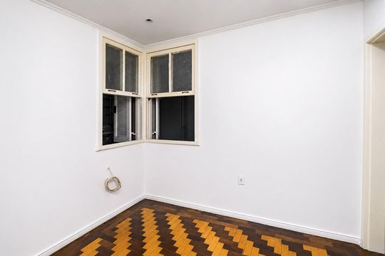 Sala de apartamento para alugar com 2 quartos, 50m² em Centro Histórico, Porto Alegre