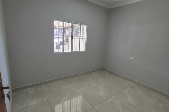 Quarto de casa à venda com 3 quartos, 200m² em Parque Dom Pedro II, Campinas