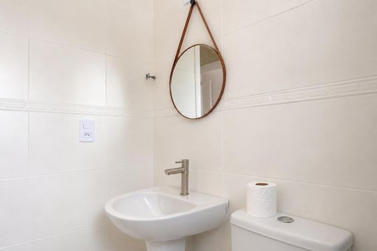 Banheiro de apartamento à venda com 2 quartos, 54m² em Vila Jordanopolis, São Bernardo do Campo