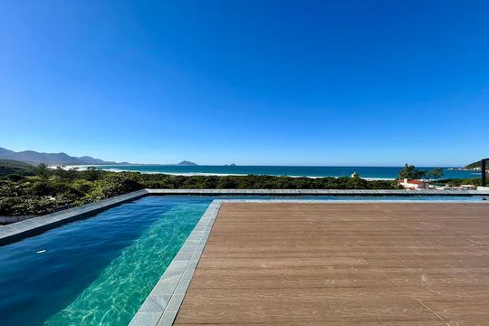 Apartamento para alugar com 1 quarto, 58m² em Barra da Lagoa, Florianópolis