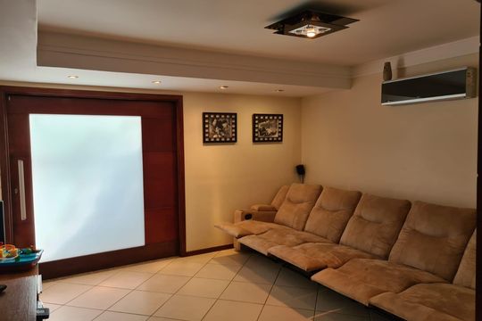 Casa de Condomínio à venda com 4 quartos, 506m² em Roncaglia, Campinas