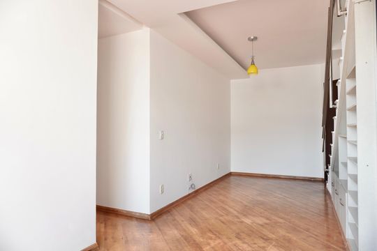 Sala  de apartamento à venda com 3 quartos, 132m² em Coração Eucarístico, Belo Horizonte